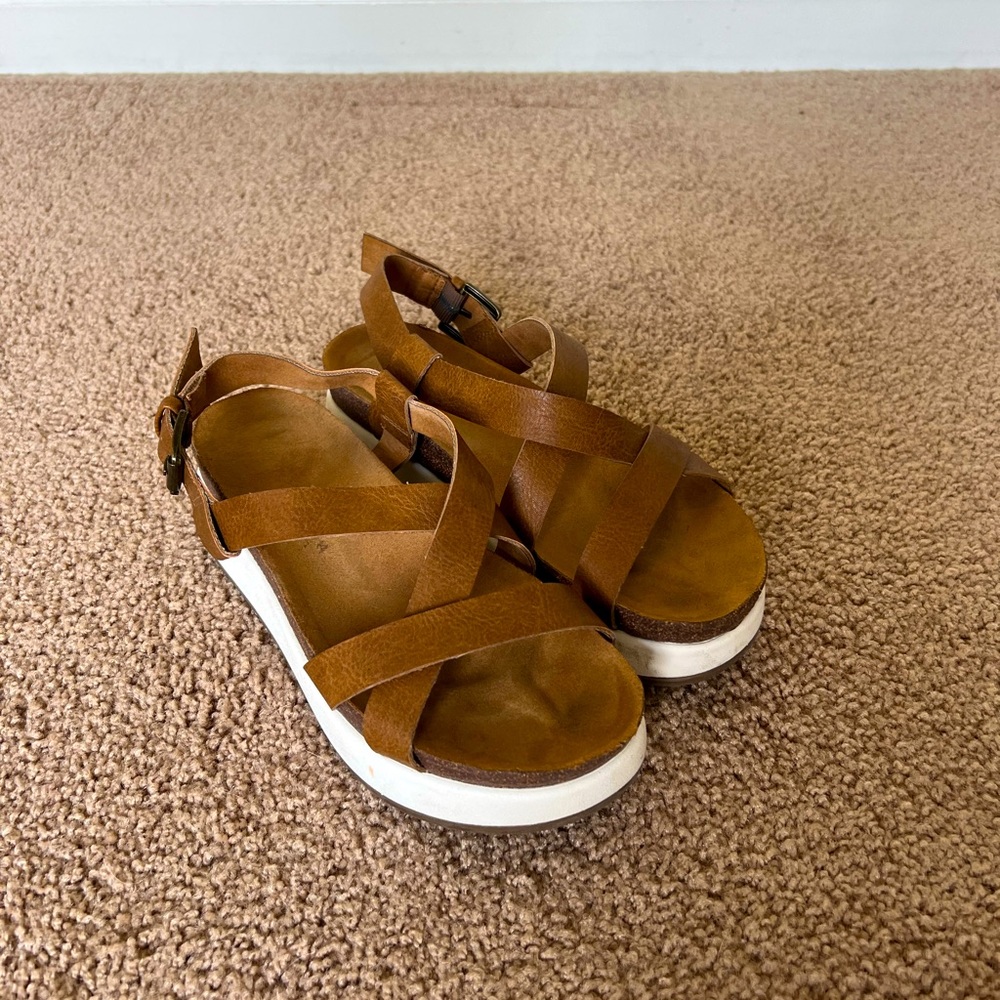 DSW womens platform sandals 6.5